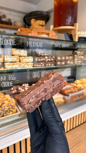 1 x Dairy milk brownie