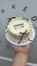 Load image into Gallery viewer, Mini bento cake

