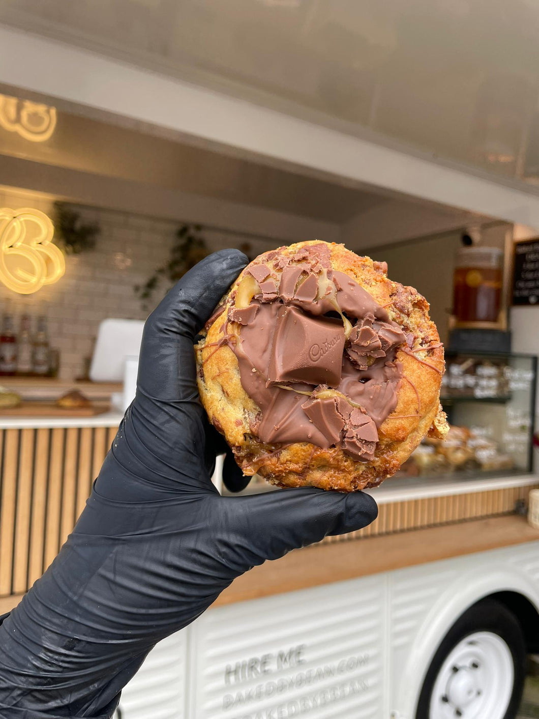 1 x Caramel Cookie