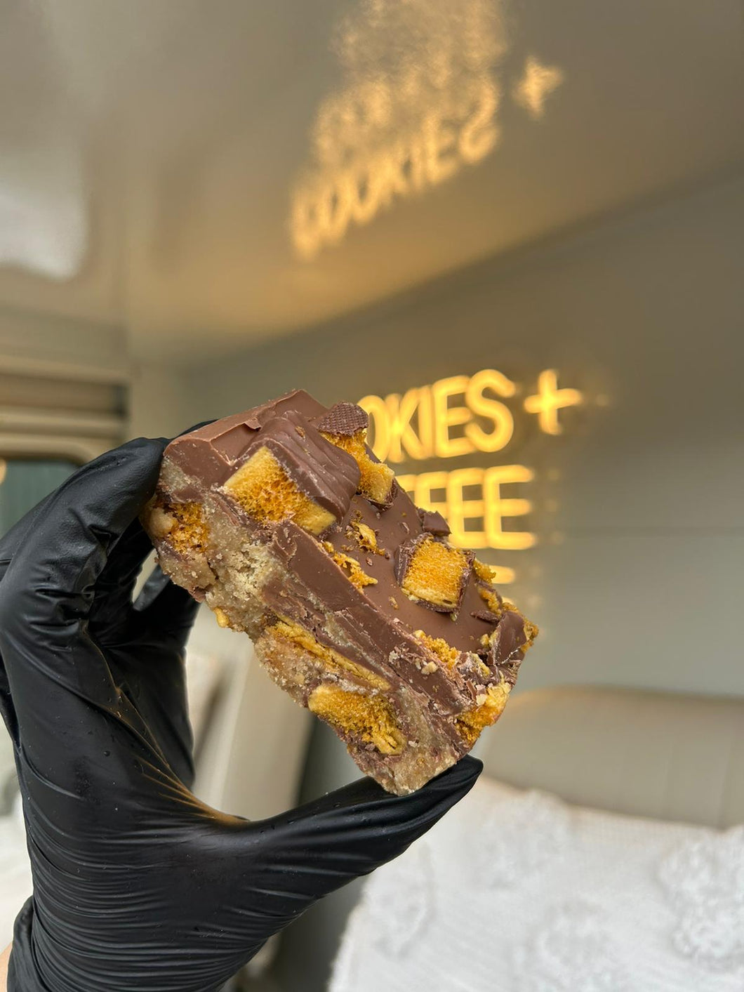 1 x Crunchie tiffin