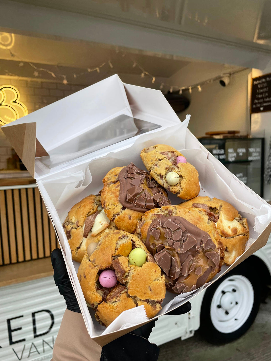 FREE from gluten mixed cookie box