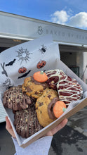 Load image into Gallery viewer, Halloween Cookie Box 🍪🎃🍁
