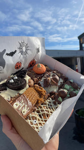 Halloween Brownie Box 🎃🕷️